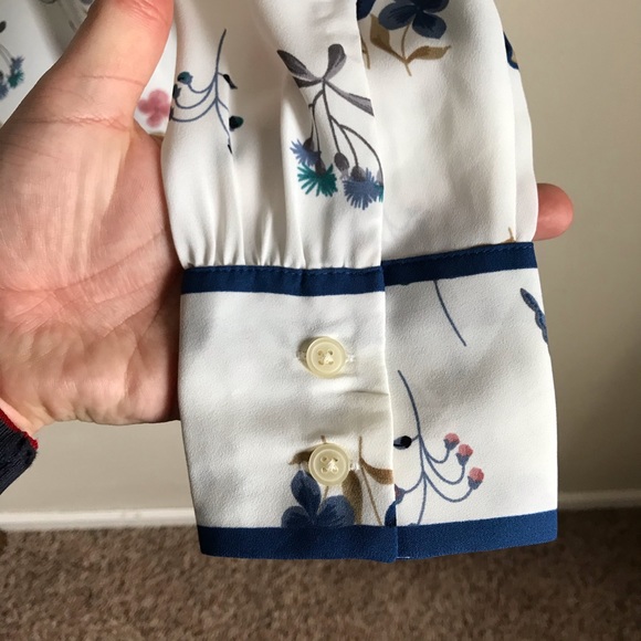 Loft Butterfly Tipped Band Collar Button Down Top - Picture 6 of 8